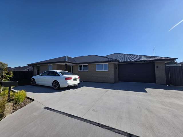 Modern Living with Comfort & Convenience