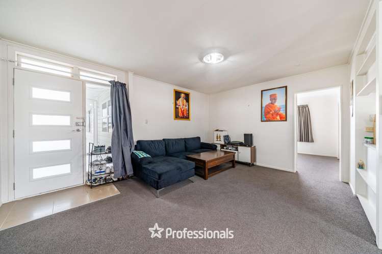 121-123J Bell Road_1