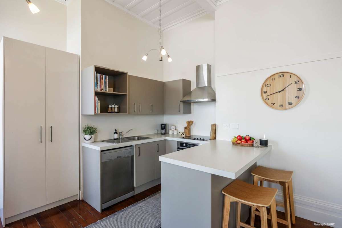 667 New North Road_2