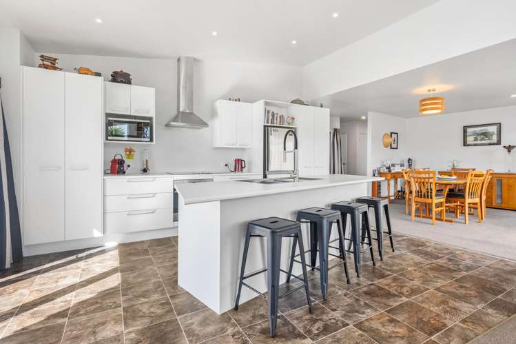 22 Sando Way One Tree Point_7