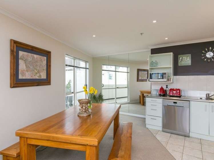 25/32 Cuba Street Te Aro_5