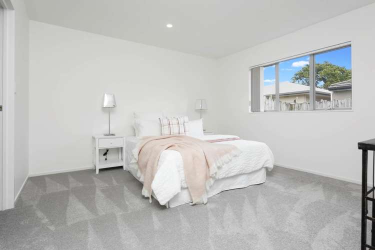 6 Popokatea Drive Takanini_16