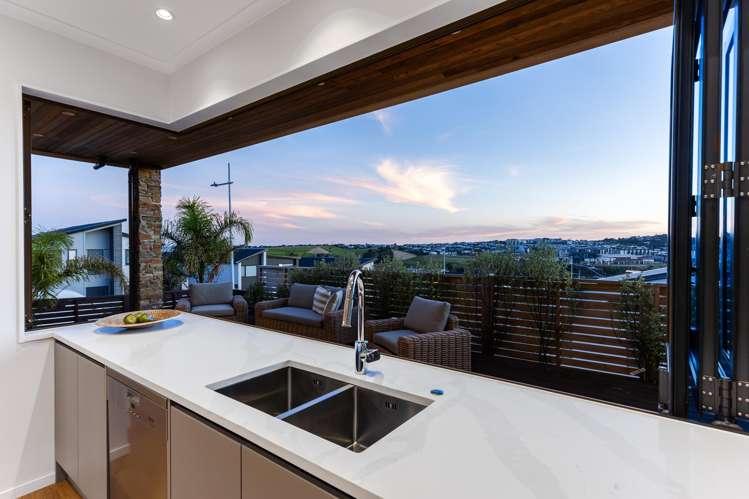 73 Headsail Drive Long Bay_7