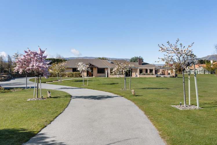 401 Aubrey Road Wanaka_26