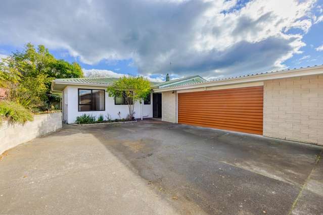 Enjoy the easy life in a private setting