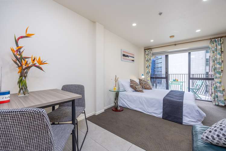 2j/23 Emily Place Auckland Central_0