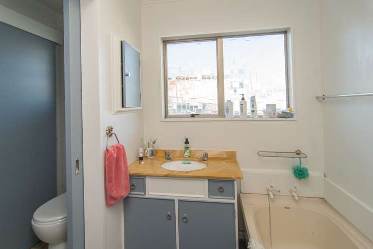 5 Owen Street Temuka_10