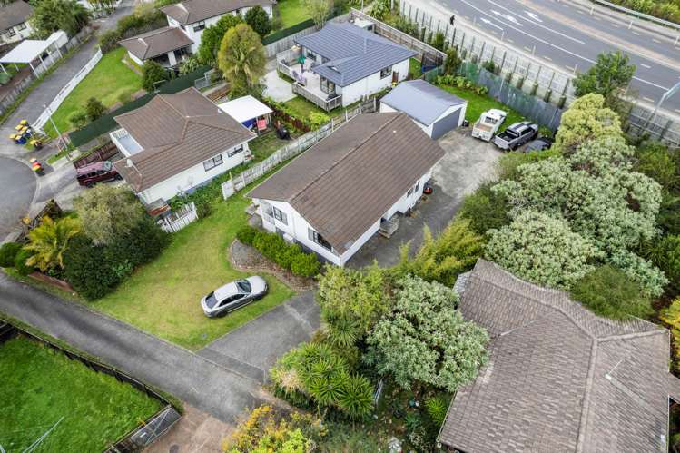 15 Landsdale Place Massey_9