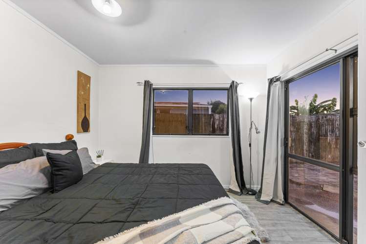 123 Universal Drive Henderson_17