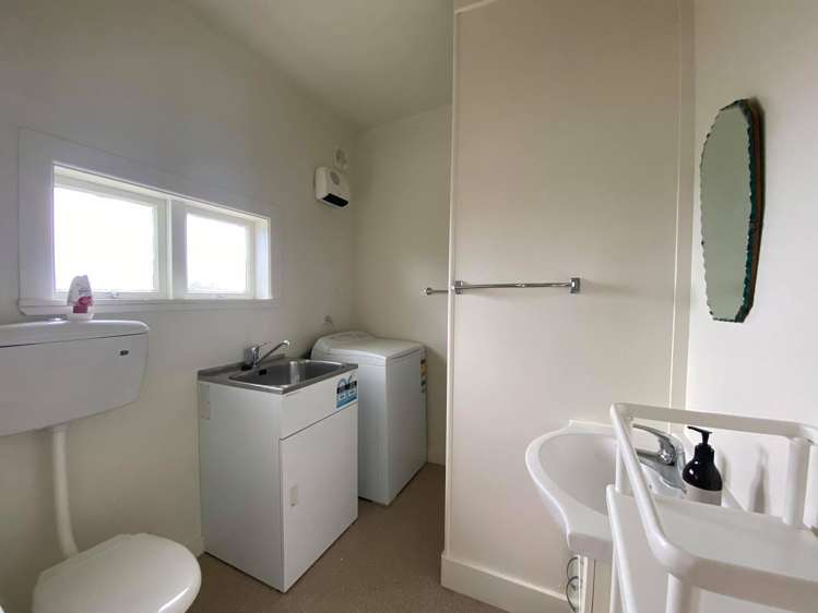 130 Golf Road Titirangi_7