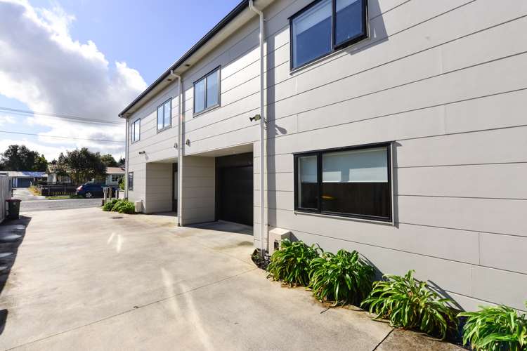 2/90 Carrington Avenue Silverdale_4