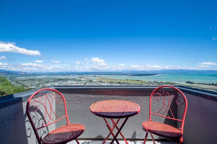 350 Princes Drive Britannia Heights_26