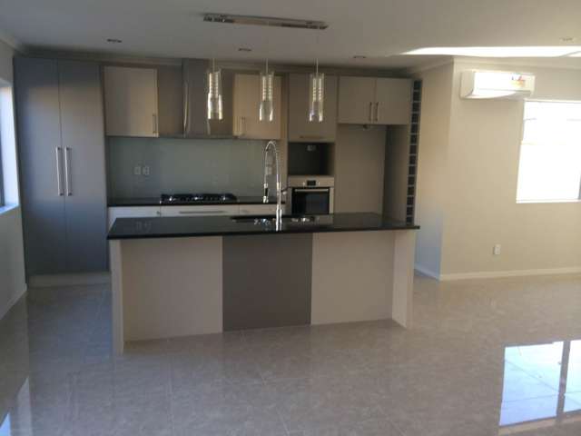 97 Flat Bush School Road Flat Bush_1