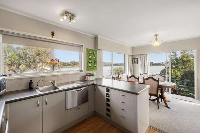 10 Bay Street Matua_3