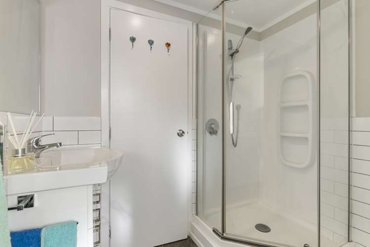 1/23 Howe Street Howick_16