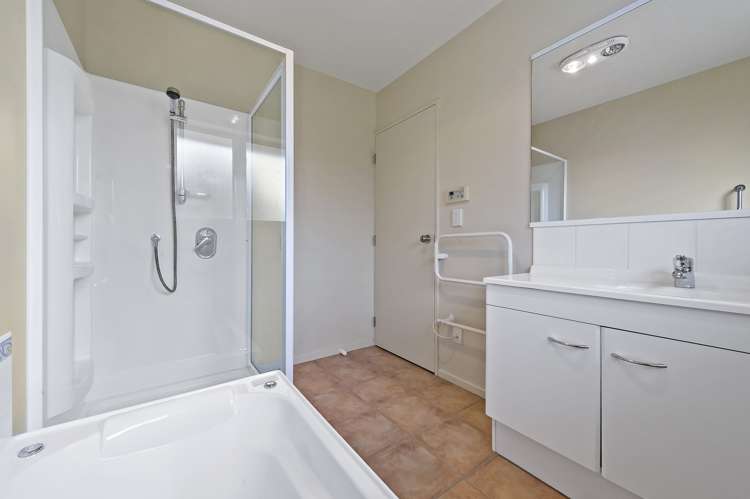 4 Devon Crescent Darfield_14