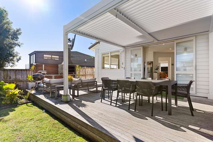 13 Thistle Close Beachlands_11