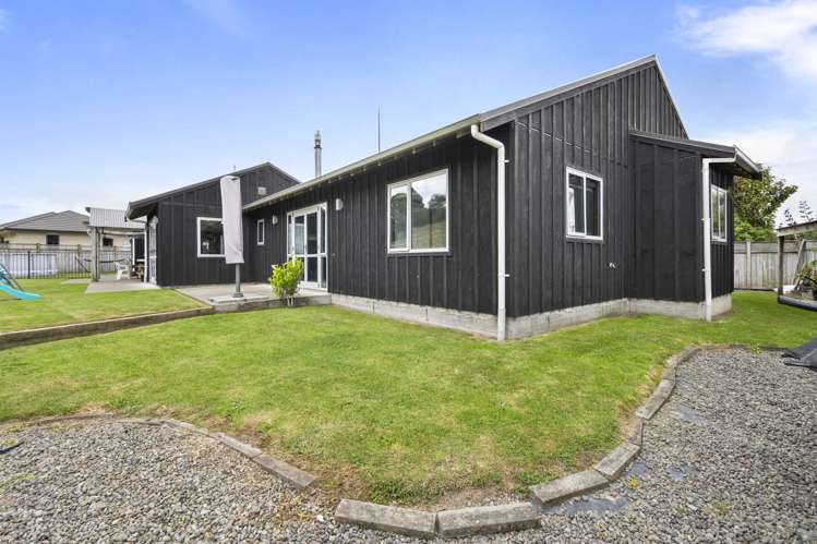 38 Ursula Drive Feilding_19