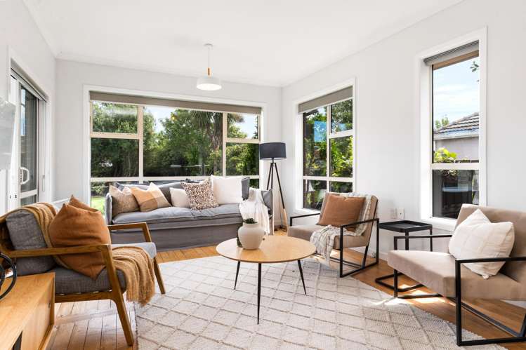 23 Coronation Street_3