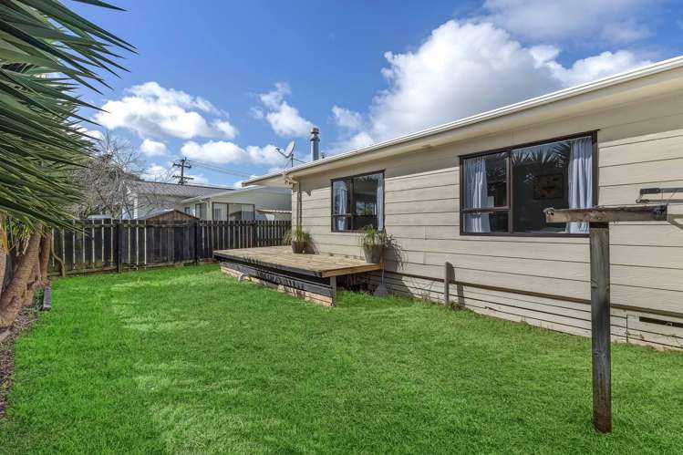 2/19 Smiths Avenue Papakura_13