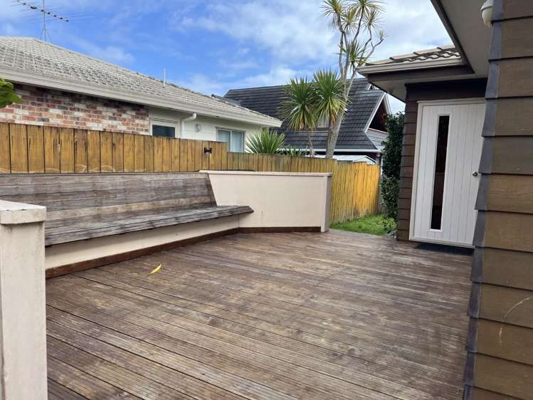 37B Walton Street Red Beach_13