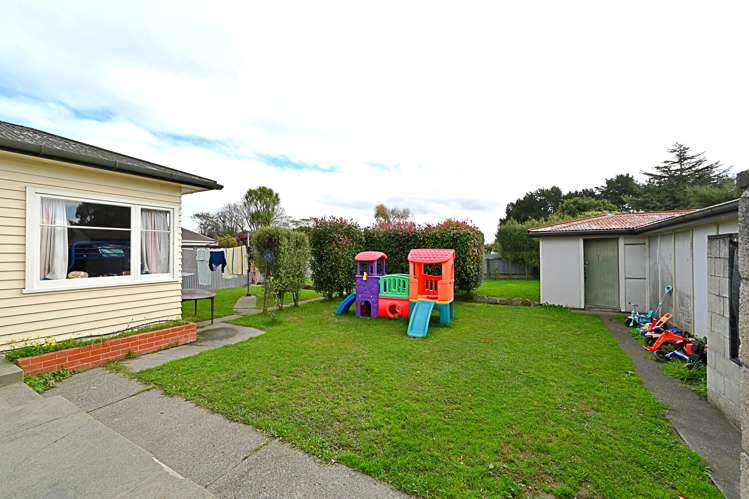 27 Menin Road Onekawa_12