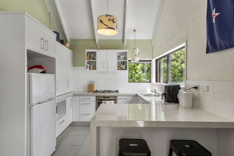 2/60 Aramoana Avenue Devonport_1