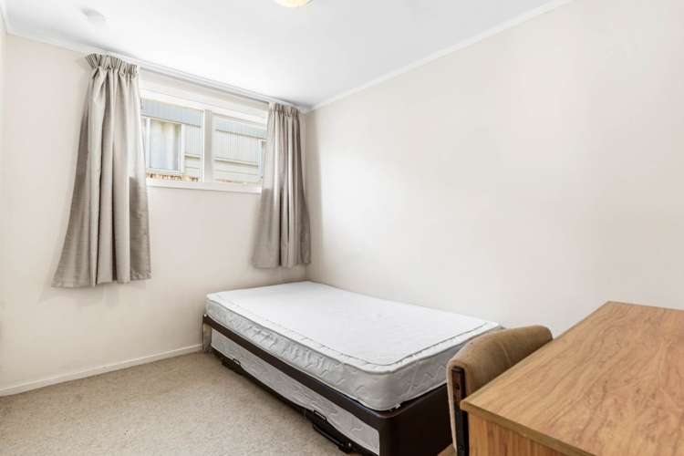 73 Chartwell Avenue Glenfield_19