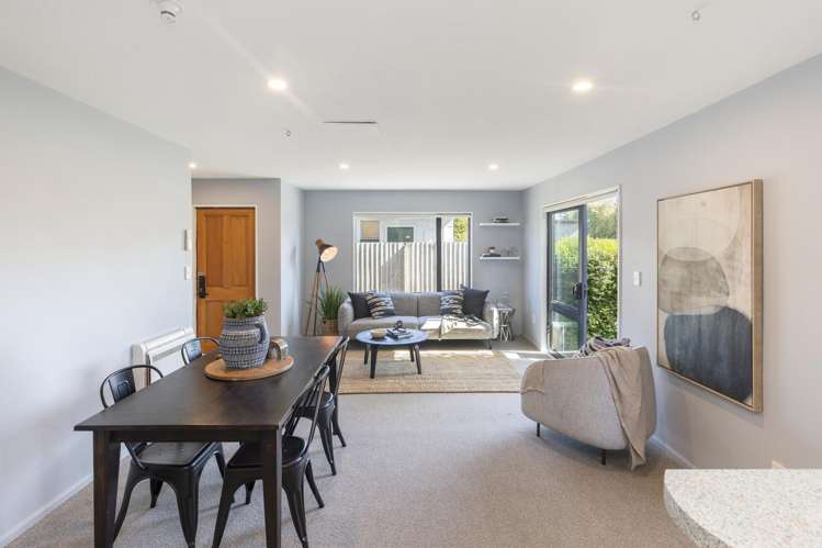 1/76 King Street Sydenham_3