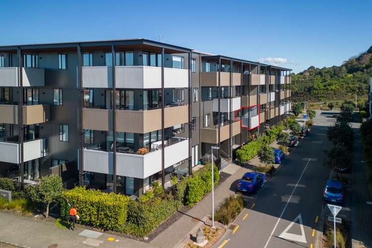 105/1 Kimiora Street Three Kings_12