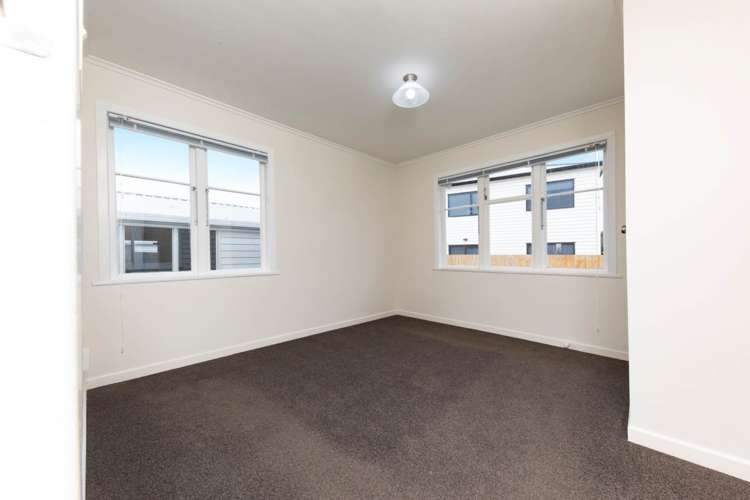 7 Glengarry Road Glen Eden_13