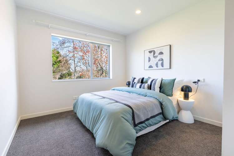 77A Royal Road Massey_16
