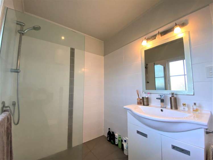 3/220 East Coast Road Forrest Hill_10