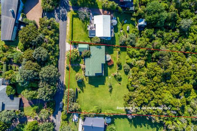 13 Newton Road Oneroa_1