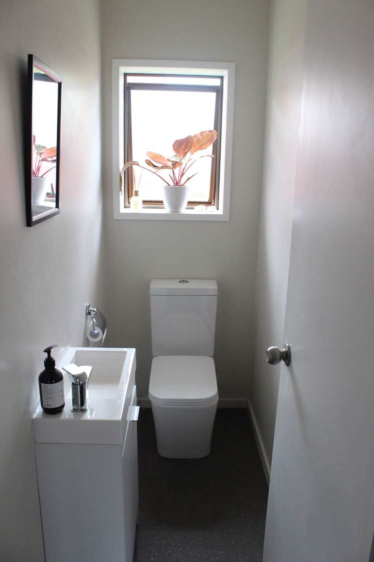 2/166 Point Chevalier Road Point Chevalier_8