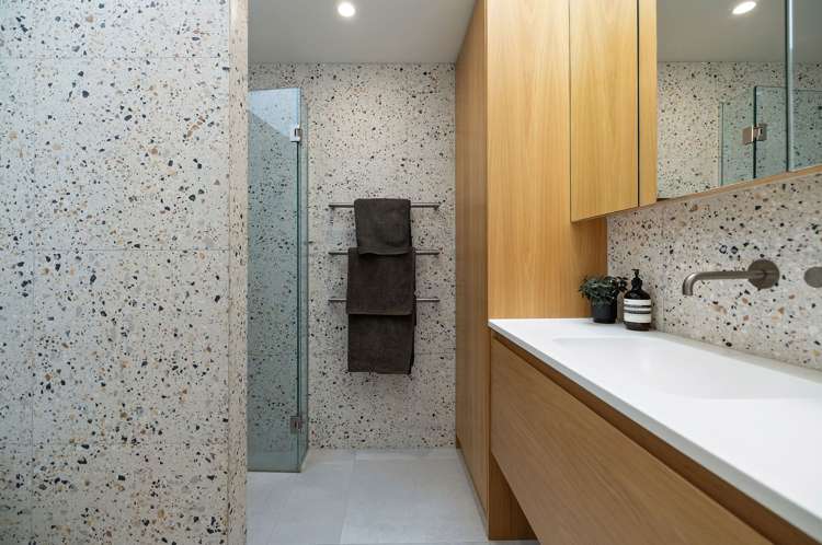 556B Peninsula Road Kelvin Heights_7