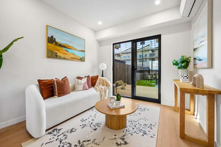 83 Wavecrest Lane Hobsonville_4