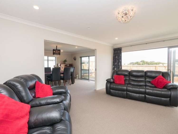 17 Ponderosa Place Opunake_14