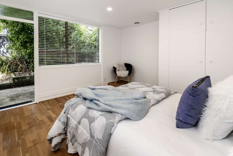 62a Uxbridge Road Mellons Bay_13