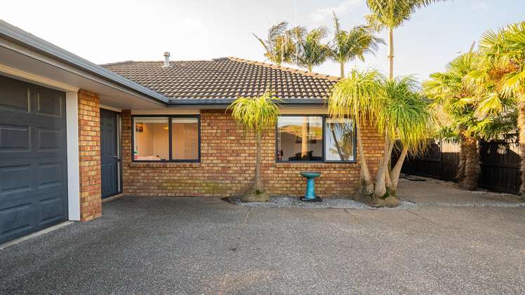 32 Aranui Drive Papamoa Beach_20