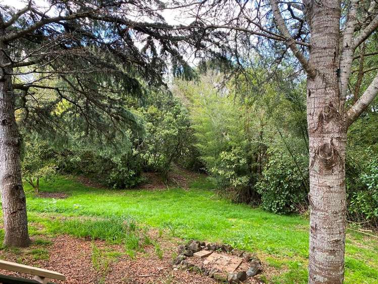 321 Redoubt Road Totara Park_14