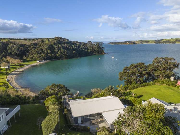 22 Anzac Road Orapiu_28