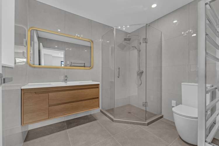 17 Meadowridge Drive Flat Bush_23