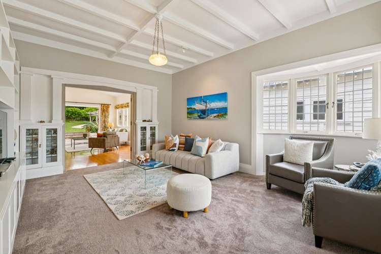 6 Seabreeze Road Narrow Neck_12