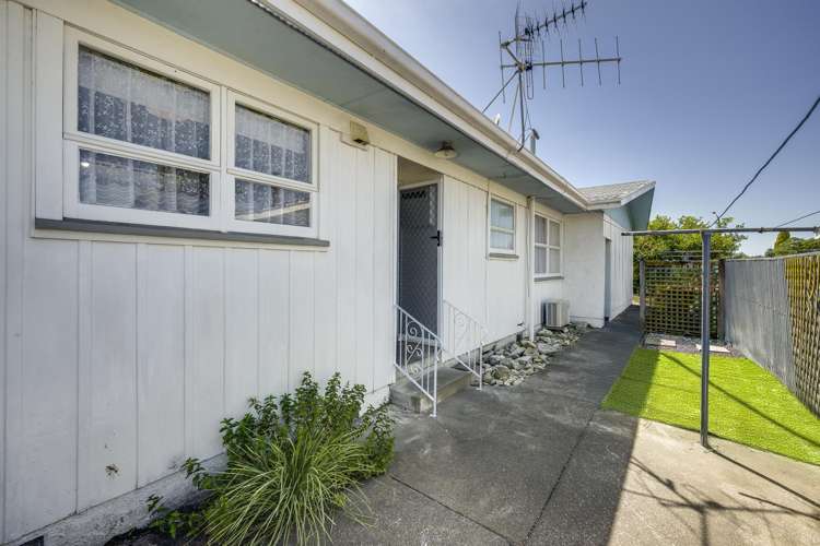 2/45 Riverbend Road Onekawa_6