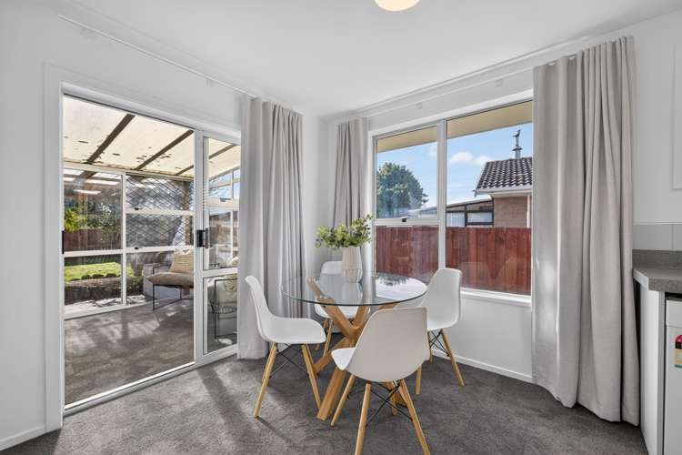 40 Oakley Crescent Hornby_12