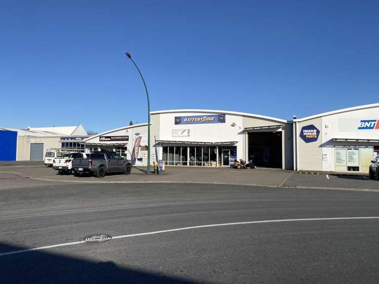 9 Waterford Street Mangakakahi_1