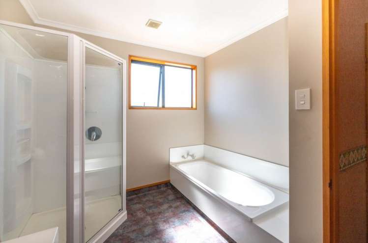 75 Bush Road Mosgiel_11