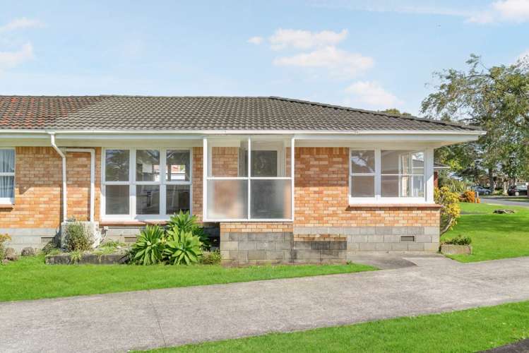 1/7 Halcyon Place Papatoetoe_1