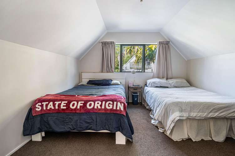 27 Brookvale Park Stanmore Bay_11